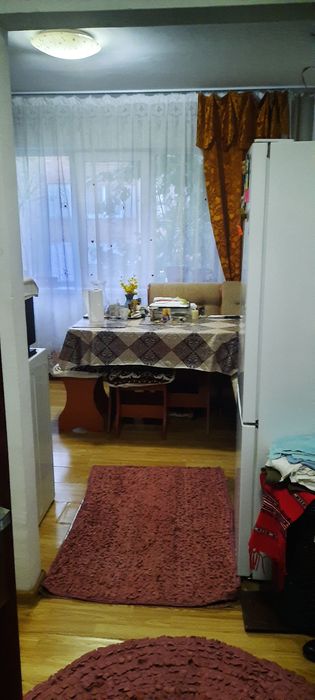 Închiriez ,Cameră de Cămin ,Garsonieră
