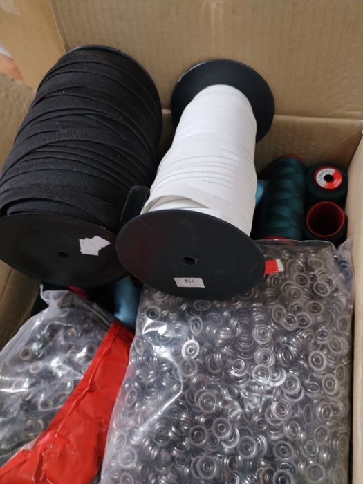 Ластици Конци Ципове Въжета Плат