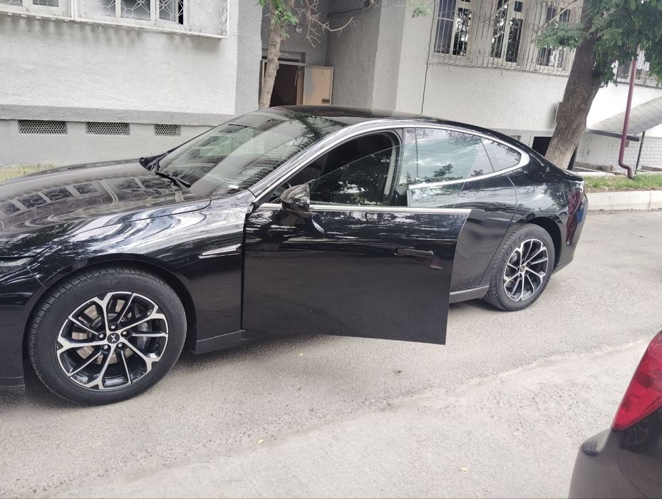 Авто XPeng
Запас хода (NEDC) – 450 км
Цвет автомобиля 
Разгон до 100 к