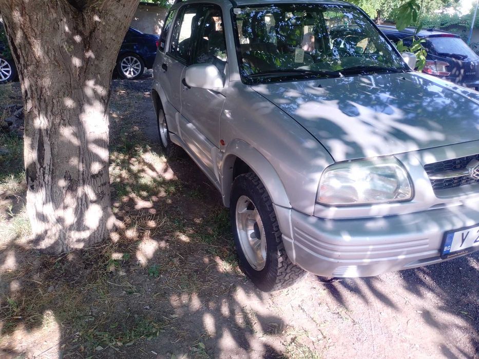 Suzuki Grand Vitara 2.5 V6