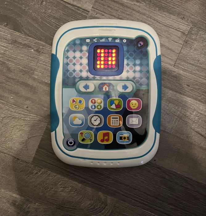 Joc de indemanare si tableta in limba engleza