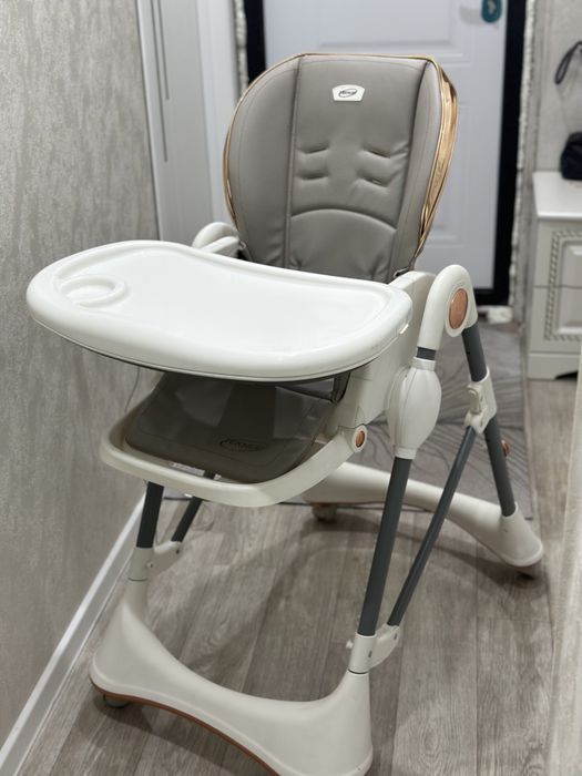 Детское кресло для кормления