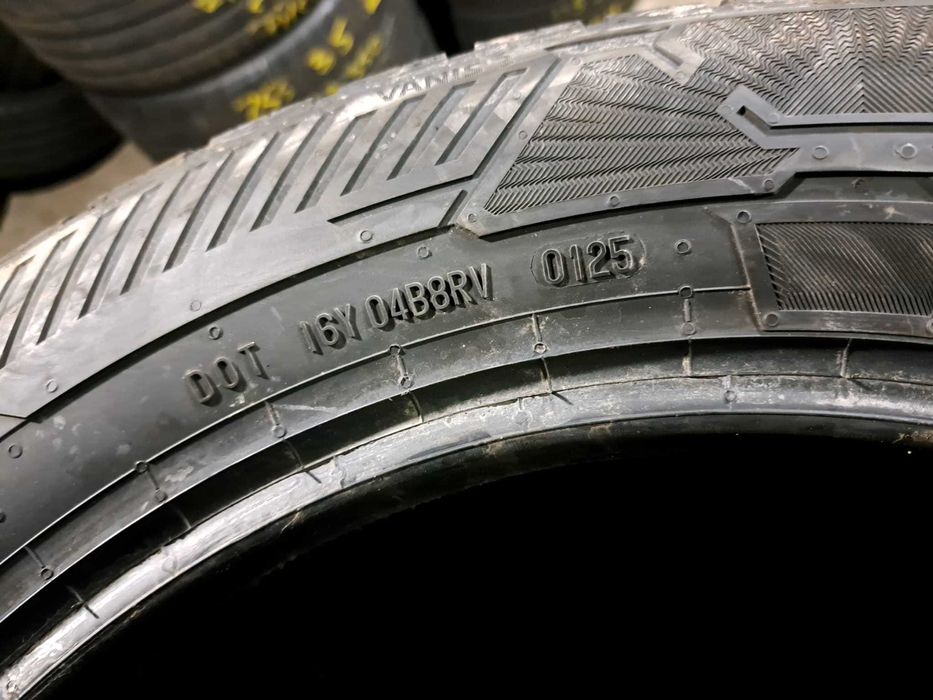 2 anvelope 225/55 R17C Barum