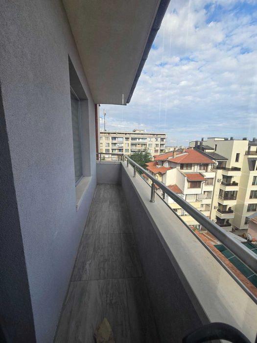 Тристаен апартамент