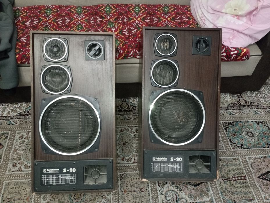 Продам калонки S-90