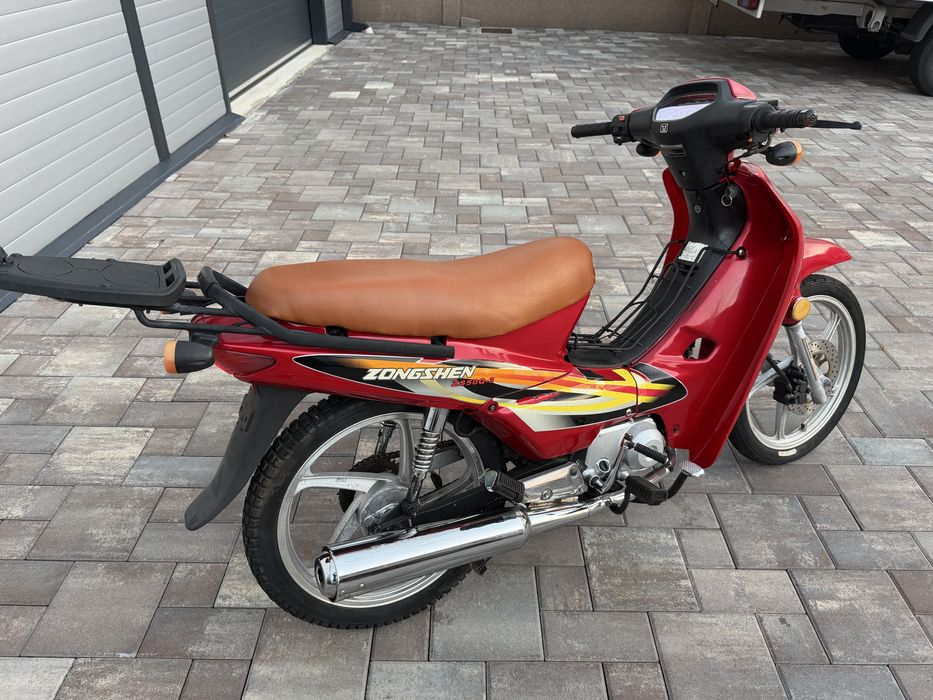 Scuter Fara Permis 25 Km / H • Benzina • Beta Ark • Zongshen