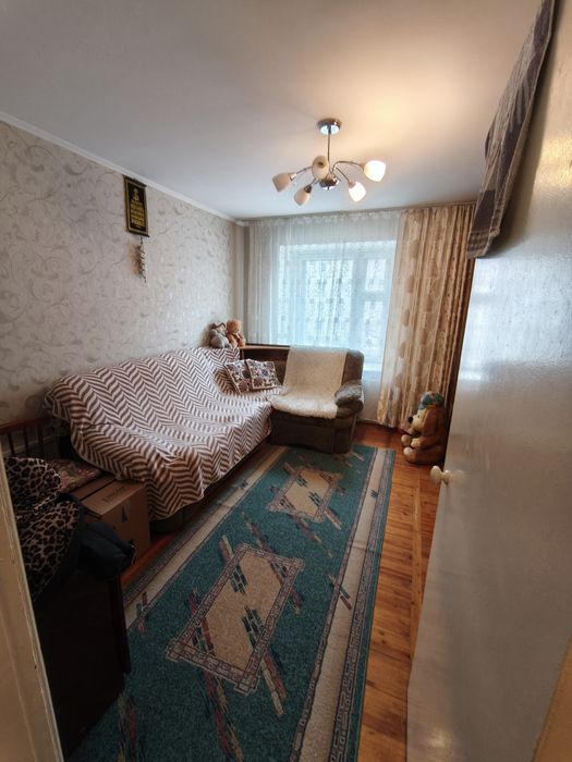 Продам 3х квартиру центр