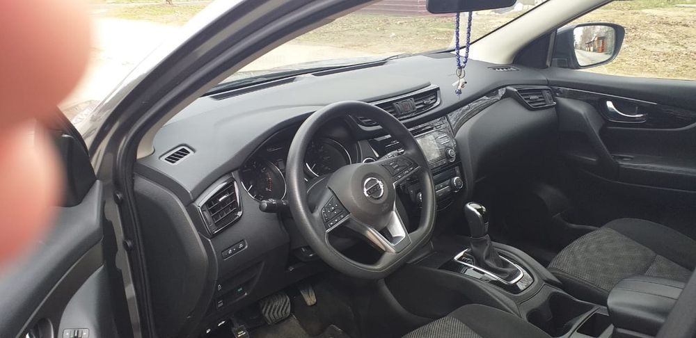 Продам Nissan Rogue