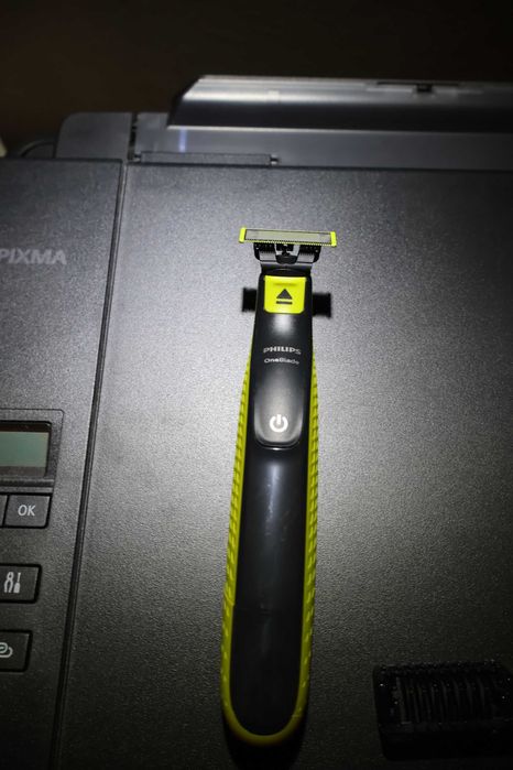 Машинка за подстригване Philips Oneblade