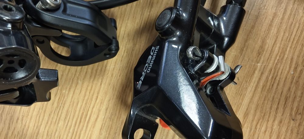 Комплект Спирачки   SHIMANO BL-M6100 DEORE