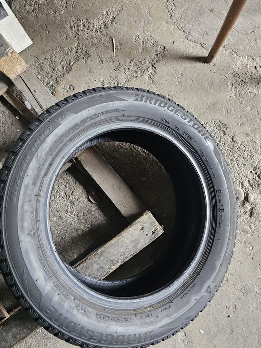 2 anvelope iarna 205 55 16 Bridgestone