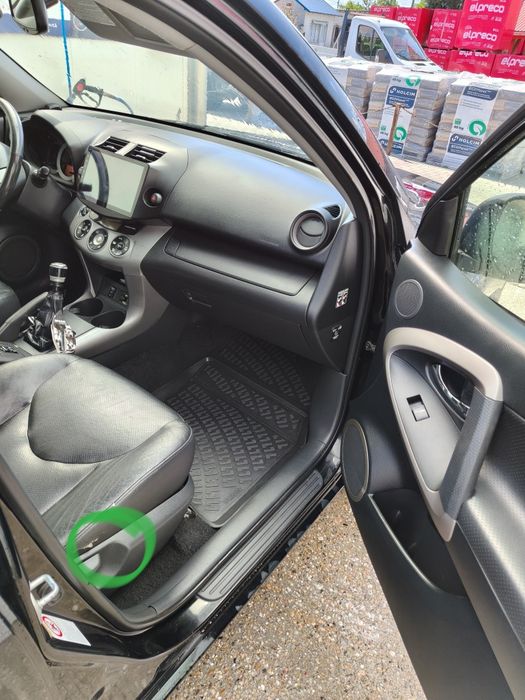 Toyota RAV4 2,2 diesel