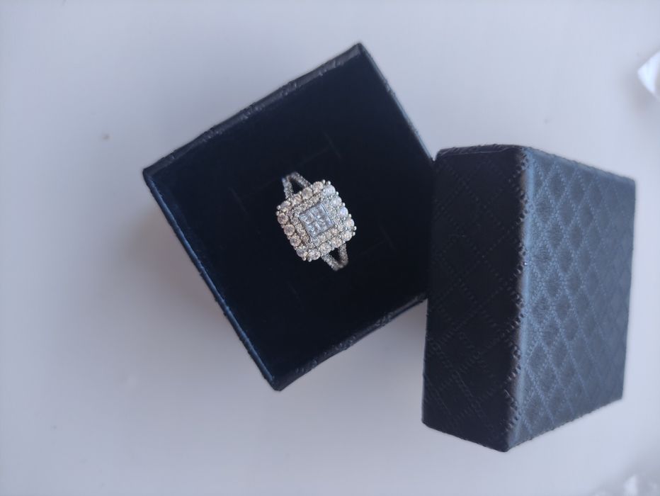 Продам серебряные кольца