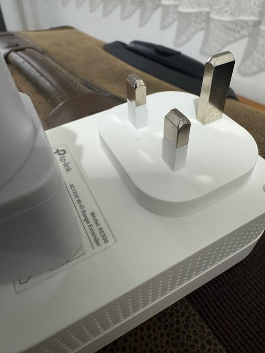 Range Extender TP-Link Wi-Fi AC1200, tehnologie OneMesh, RE300