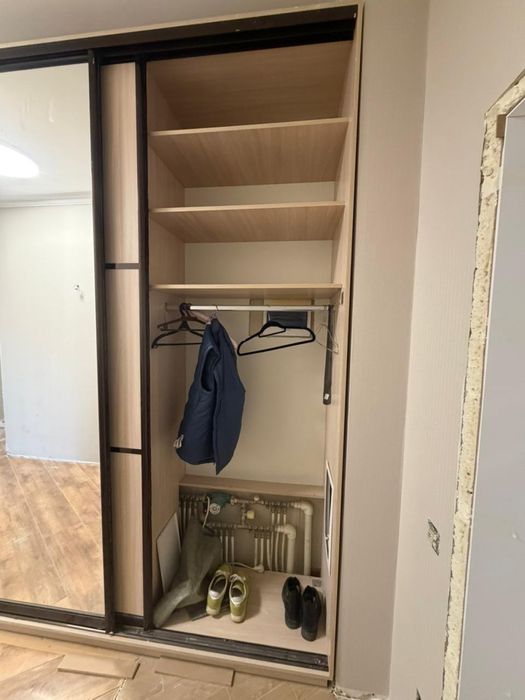 Шкаф для прихожей