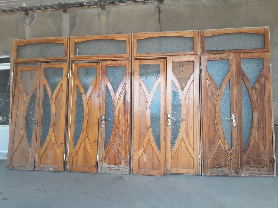 Тахта ешик 4 та срочно сотилади