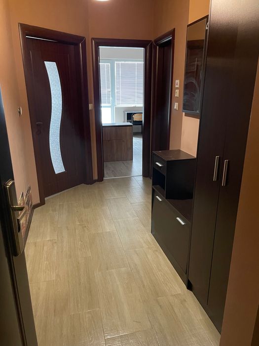 Дава се под наем Двустаен апартамент в Плевен, Идеален център - 80 кв.м за 328.95 € - Снимка #3