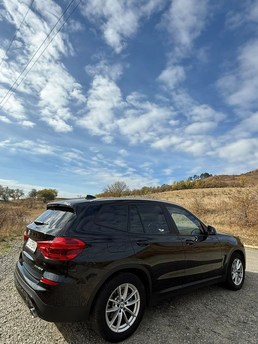 BMW X3 2021 — imagine 9