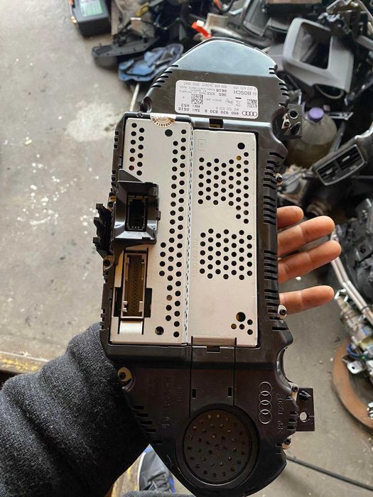 арматурно табло audi a8 d4 matrix  head up display  ауди а8 матрикс