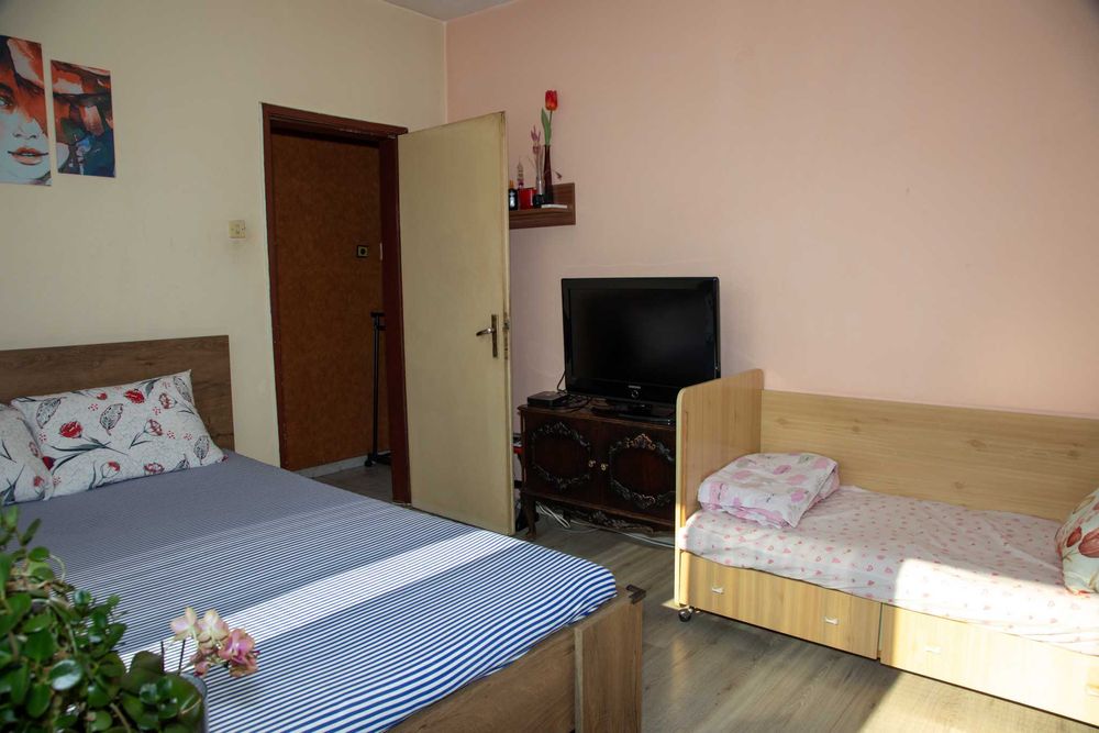 Продава се Тристаен апартамент в Пловдив, Каменица 2 - 102 кв.м за 1912 €/кв.м - Снимка #6