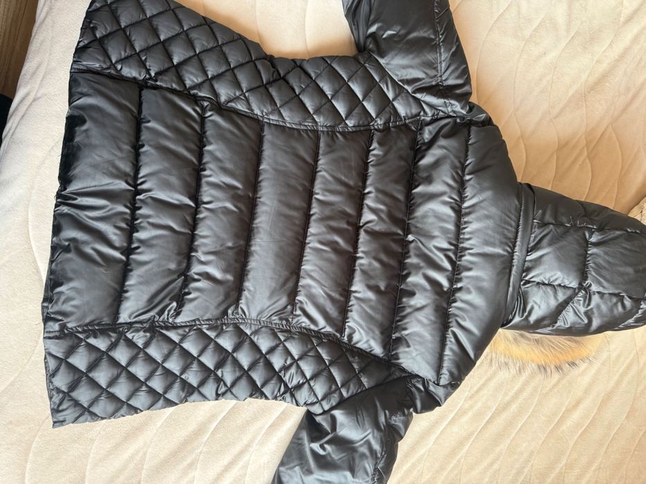 Дамско черно яке