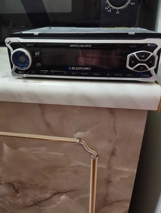 Cd player за кола blaupunkt и JVC