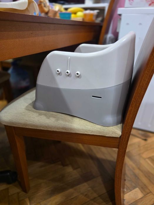 Повдигащ стол за хранене CHIPOLINO