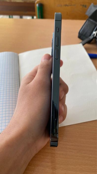 iphone 12 pro LL/A