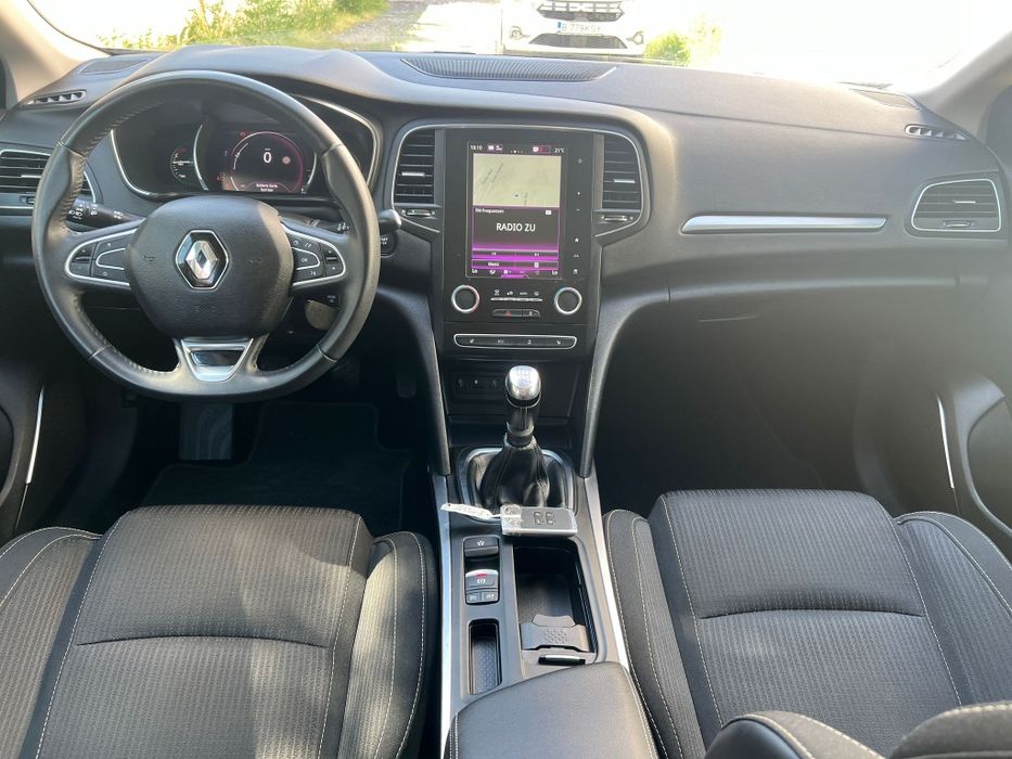 Renault megane 4 / euro 6  / Navigație  /