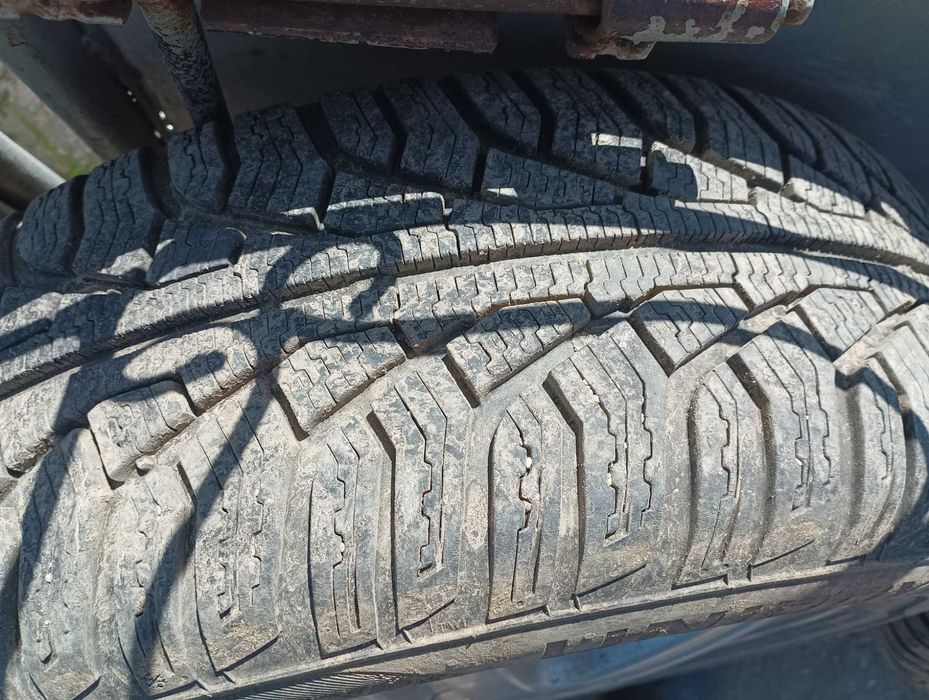 Гуми+джанти 15 цола за Форд