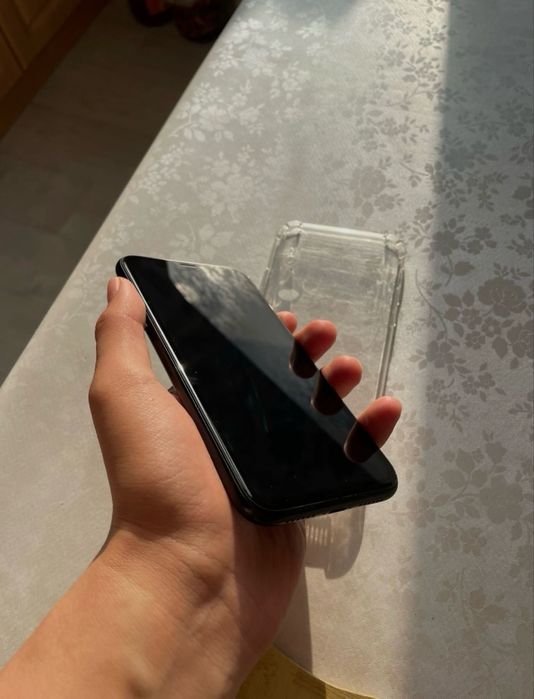 Айфон ХR Продам