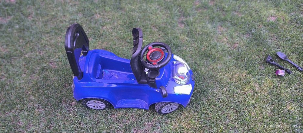 Детская машина синяя