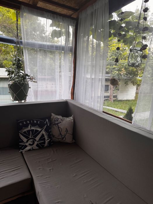 Каравана под наем къмпинг Якото Място