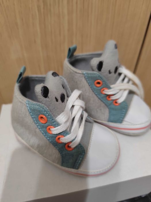 Обувки за бебета