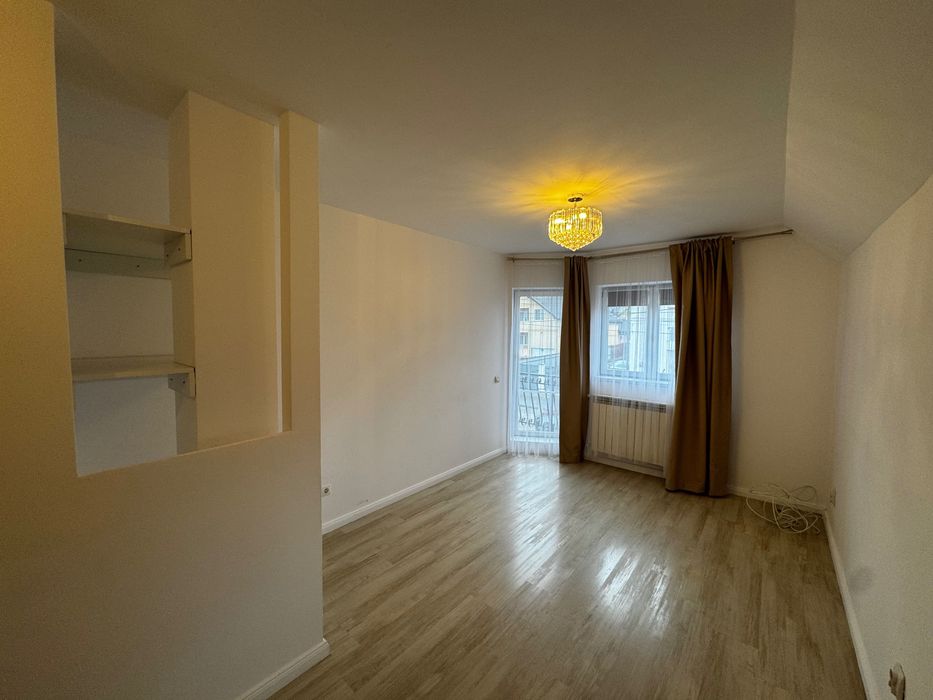 De inchiriat casă Individuală Ipotesti , zona Hereditas