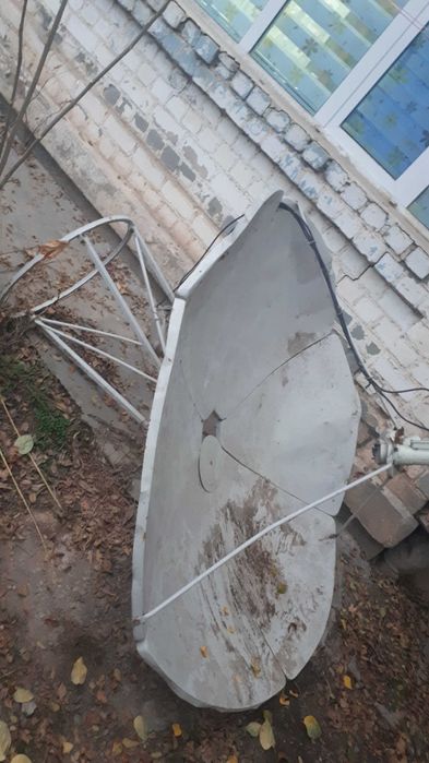 Продам спутниковую параболическую антенну