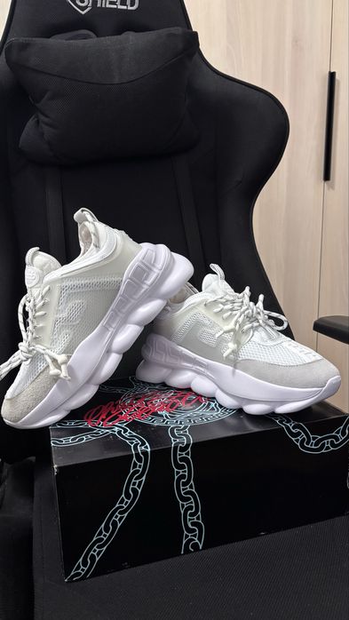 Versace Chain Reaction