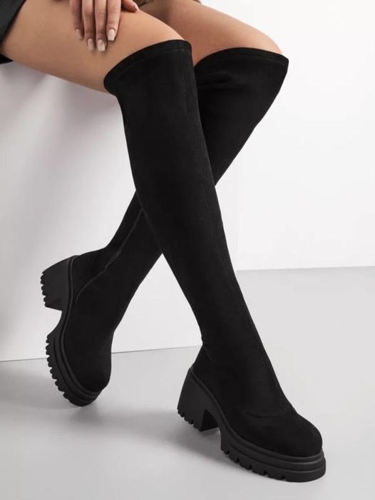 Новые ботфорты замшевые