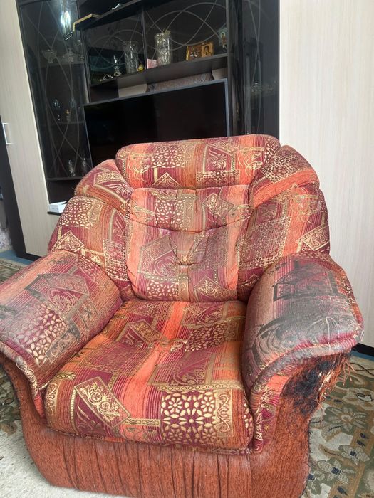 Продам два кресла