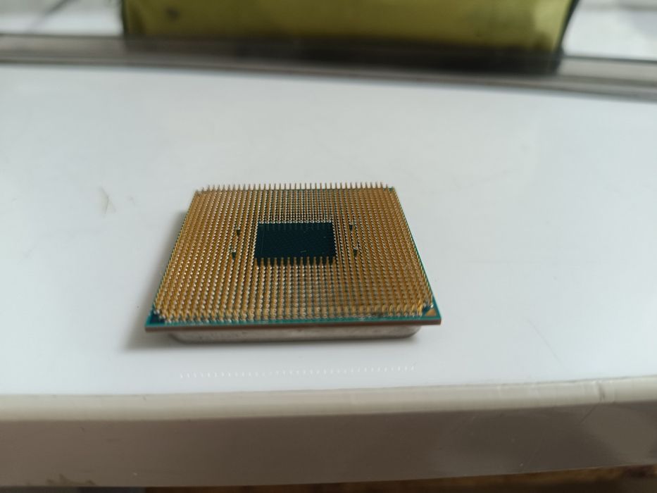 Процессор AMD Ryzen 5 1400