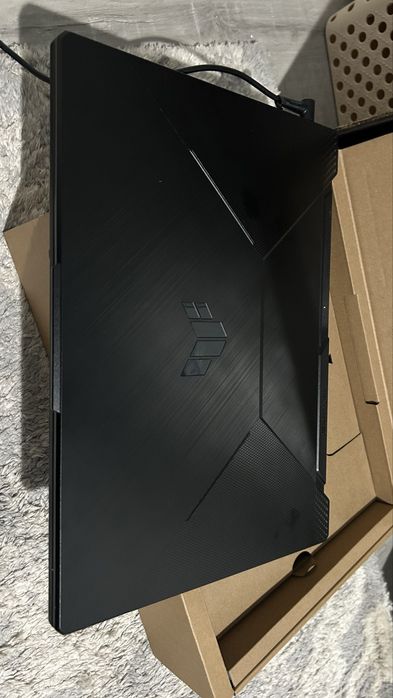 Ноутбук ASUS F15