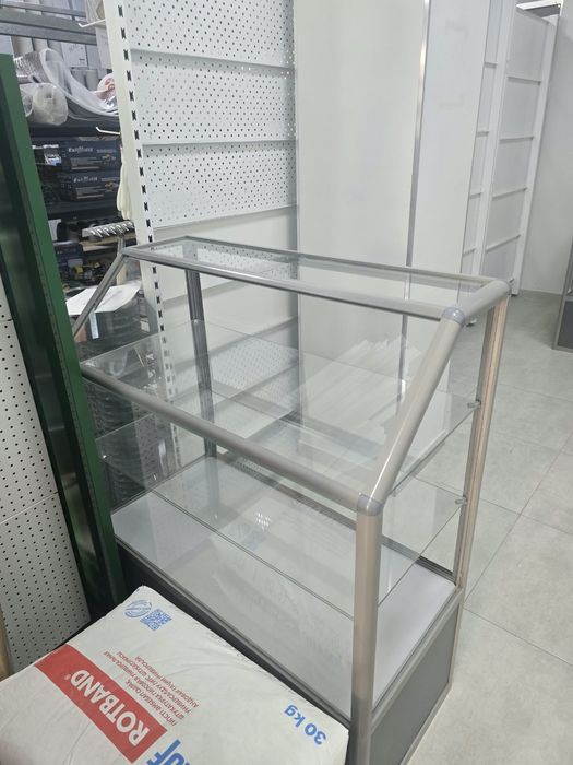 витрины стекляные