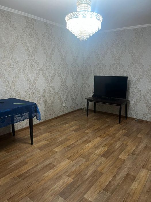 3 комн Центр,8 школа