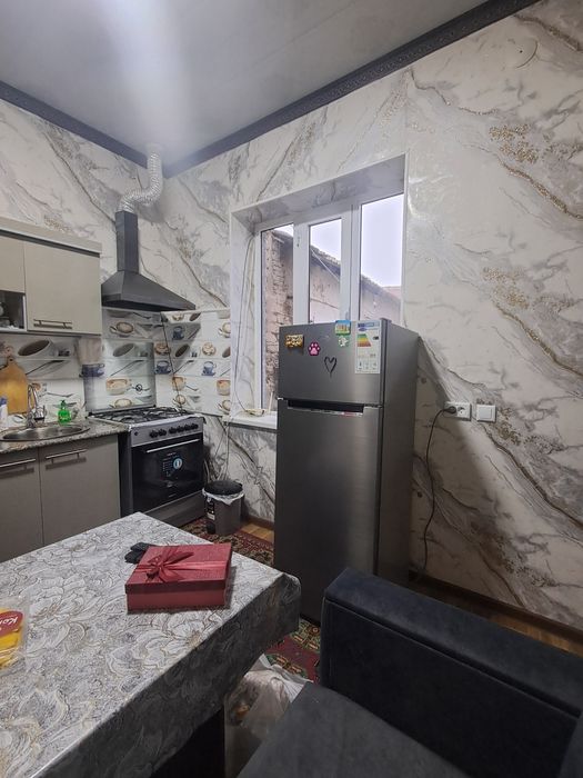 Срочно не дорого Продаётся дом в центре города.