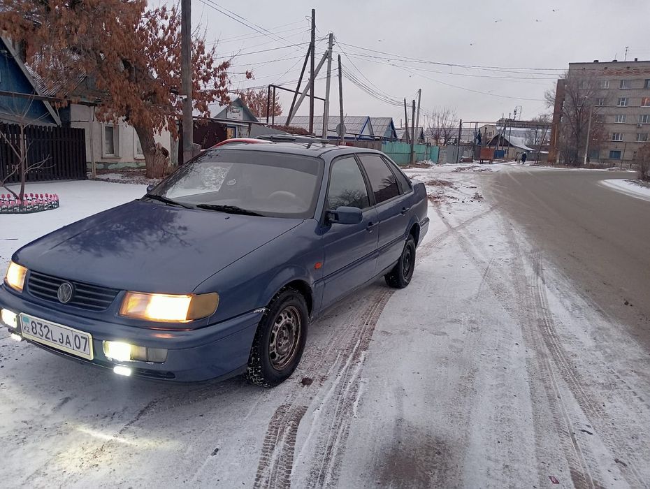 Автомобиль пассат седан