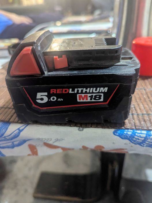 Батерия Milwaukee  M18B5