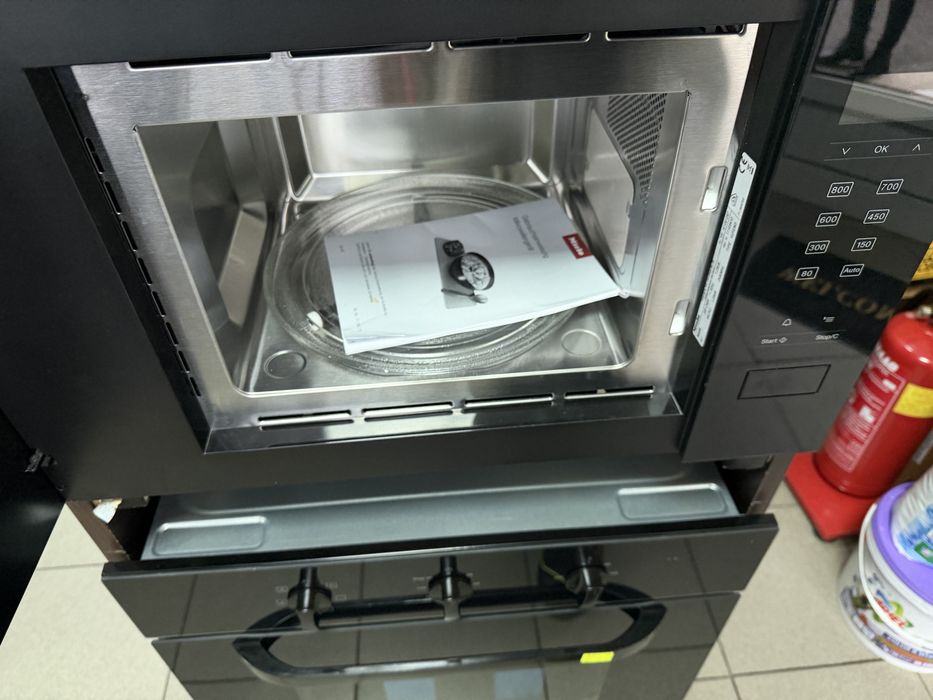 Miele Нова  микровълнова за вграждане  Germany ГАРАНЦИЯ