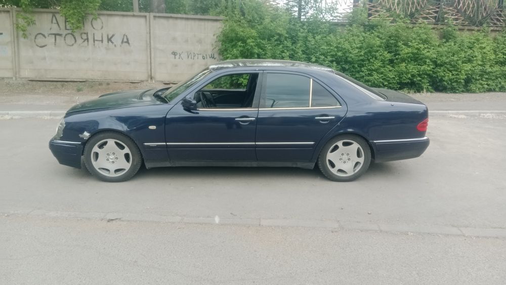 Продам Мерс авангард е280