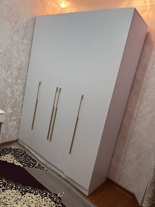 Продам спальнюю гарнитуру