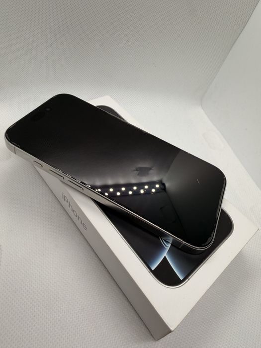 Iphone 16 pro  128gb 100% акб цик-126цик